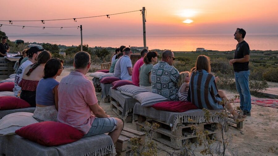 Castelsardo: visit a vineyard with wine tasting at sunset - Three Sardinian wines, with food to match