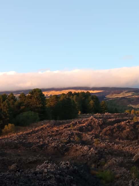 Catania: Mount Etna Sunset Trekking with Wine Tasting - From Catania to Etna’s old rural tracks