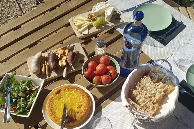 Cava tour to 3 family wineries with hotel pick-up - Is $211.72 a fair price?