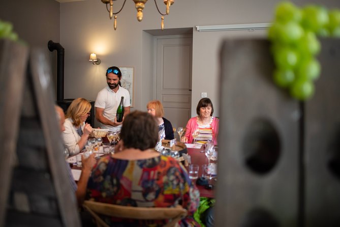 Champagne Tasting Class and Lunch near Epernay - How the small group changes the experience