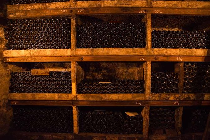 Chateauneuf du Pape wine tour - Why Châteauneuf-du-Pape works so well as a wine day