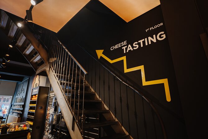 Cheese and Wine tasting in Amsterdam - Why the cheese-making explanation matters
