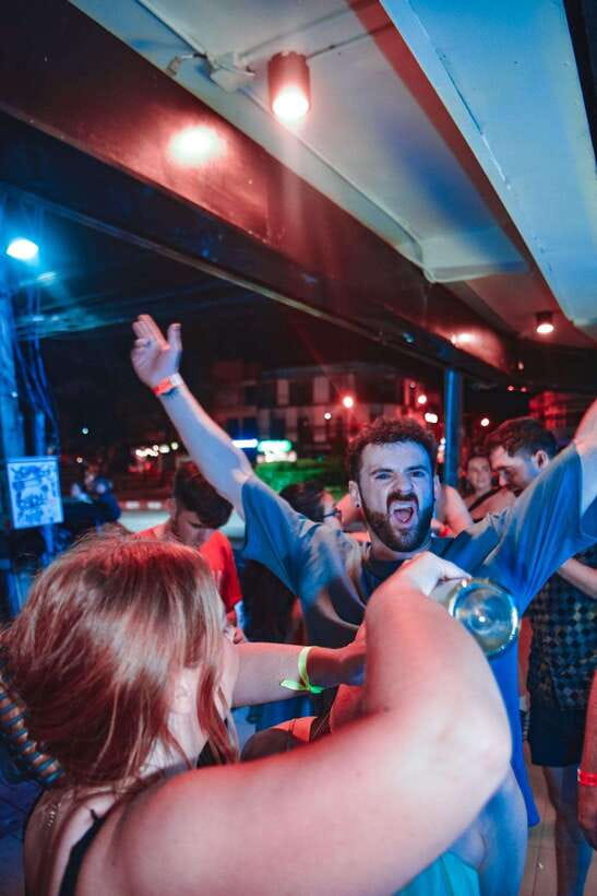Chiang Mai Pub Crawl: The Best Nightlife in Town! - Red truck transport and the second part of the night