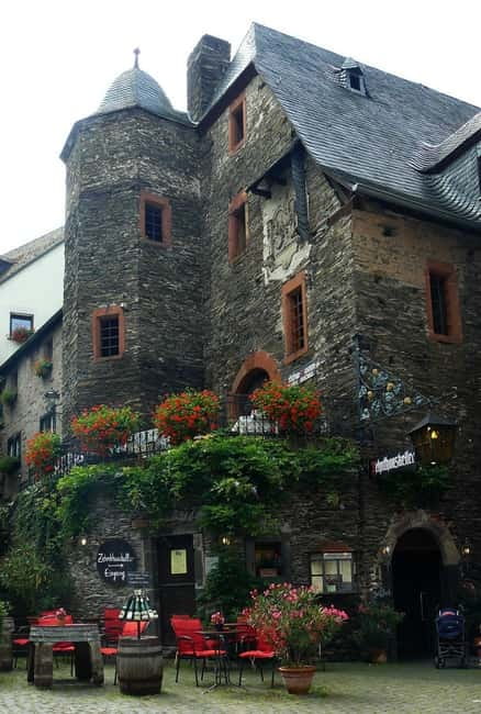 Cochem, Moselle: Boat – Beilstein, meal, wine and liqueur tasting - Beilstein, the village at the heart of the outing