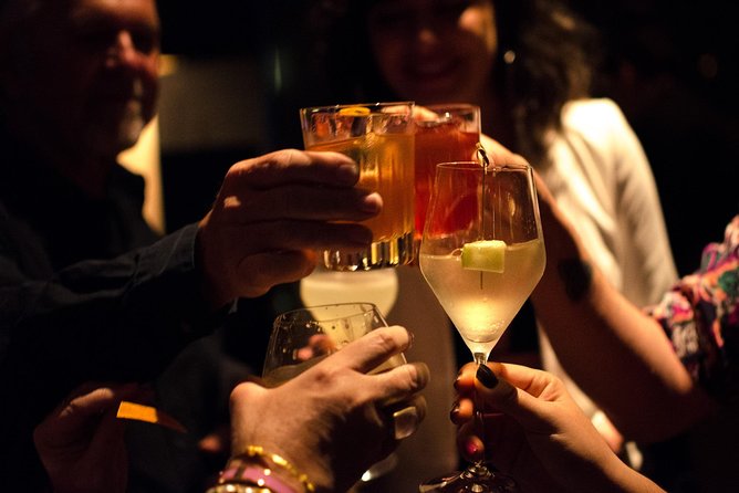 Cocktail tour in Buenos Aires - Bar PUNTO MONA and the first drink