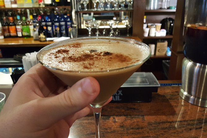 Cocktails & Cannoli: Boston's North End Dessert Tour - The walk through Boston’s North End