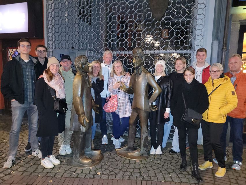 Cologne: Old Town Walking Tour inkl Brewery Visit - Alter Markt and the feel of the old city