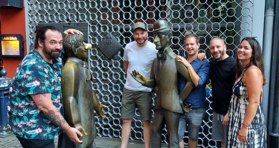 Cologne: Old Town Walking Tour inkl Brewery Visit - Three breweries and the ritual of Kölsch