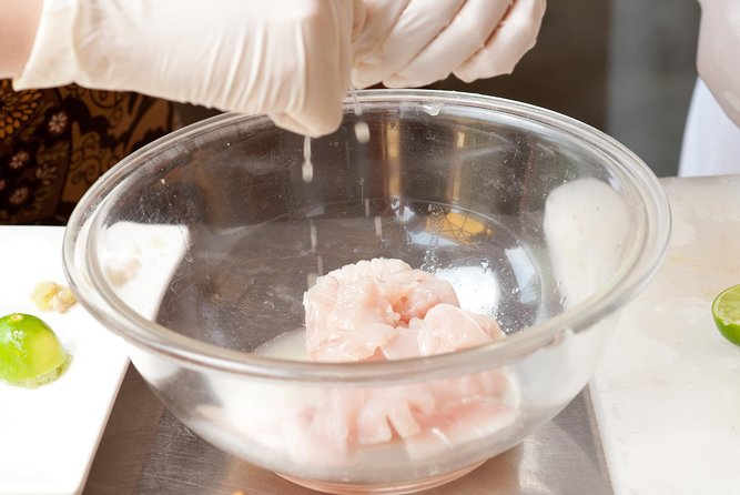 Cook an Authentic Ceviche And Peruvian Pisco Sour! - Who should book this experience