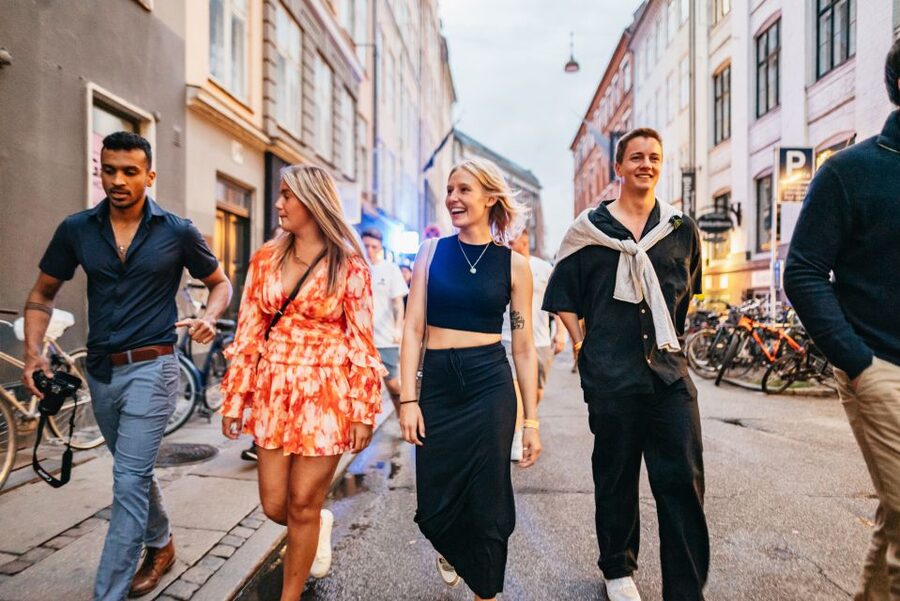 Copenhagen: Guided Party Pub Crawl with 4 Shots and 1 Drink - The final drink and two possible endings