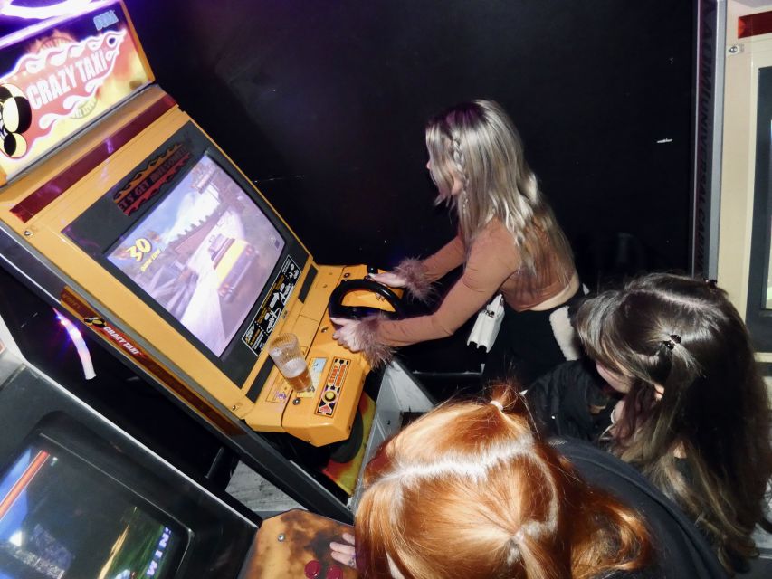 Copenhagen: Social Nightlife Pub Crawl with Shots & Games - What the guide adds to the night