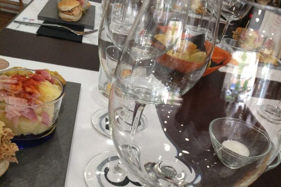Córdoba: Local Wine Tasting Evening - Practical Details Before You Book