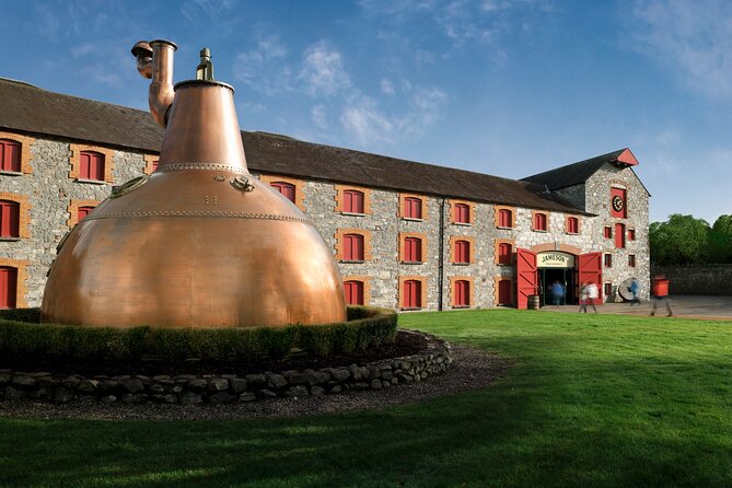 Cork Midleton DistilleryJameson Experience & Whiskey Tasting - The Jameson Bar tasting explained step by step