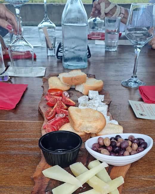 Crete: Knossos Palace, Winery & Olive Oil Tour with Lunch - Who should choose this Crete tour?