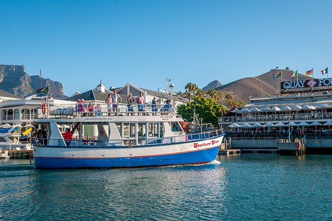 Cruise and Dine Dinner / Cape Town: Sunset Champagne Cruise and 3-Course Dinner - Dinner at The Raj and what the set menu means