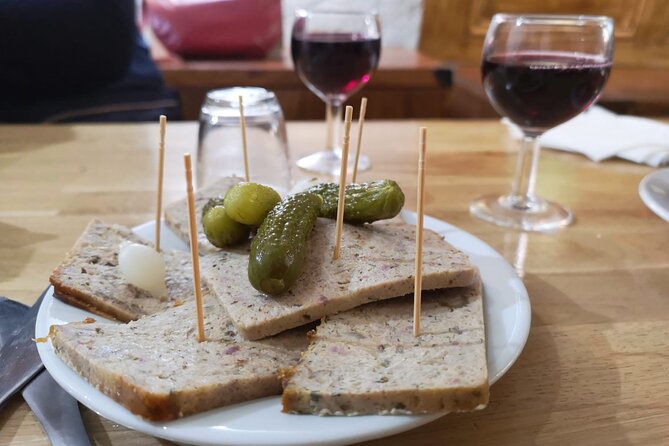 Cultural Food & Wine Tour, in the famous Halles Bocuse - Who will enjoy this Lyon food tour?