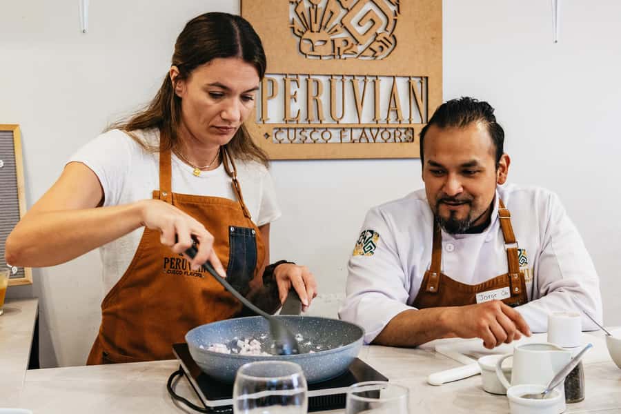 Cusco: Peruvian Cooking Class, Cocktails & Local Market Tour - The chefs and teaching style