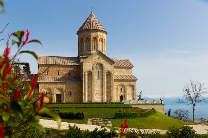 Day Trip to Kakheti Wine Region Including 9 Wine Tastings - Sighnaghi, the City of Love