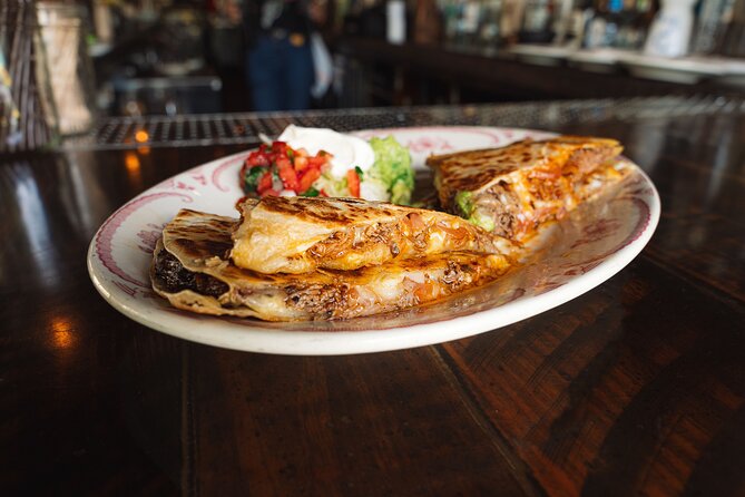 Delray Beach Food & Drinks Tour - Walking behind Atlantic Avenue for the local flavor