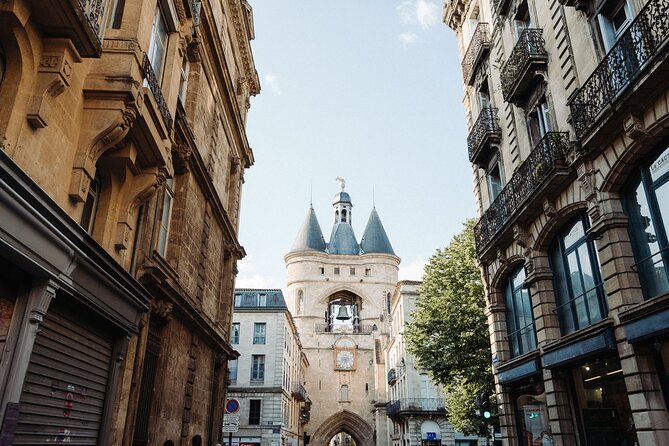 Devour Bordeaux: Ultimate Food & Wine Tasting Tour - Learn why the canelé belongs in Bordeaux