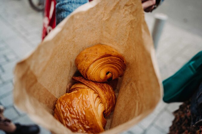 Devour Bordeaux: Ultimate Food & Wine Tasting Tour - Visit Chocolaterie Bordeaux Maison Darricau