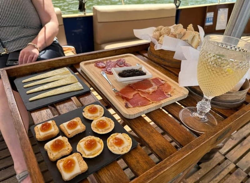 Douro Valley: Small-Group Tour, Winery's Lunch, Private Boat - Why this Douro day works so well