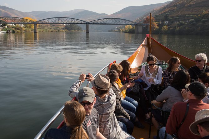 Douro Valley Small-Group Tour with Wine Tasting, Lunch and Boat - Why this Douro Valley day trip works