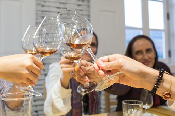 Douro Valley Small-Group Tour with Wine Tasting, Lunch and Boat - A three-course lunch in the Douro