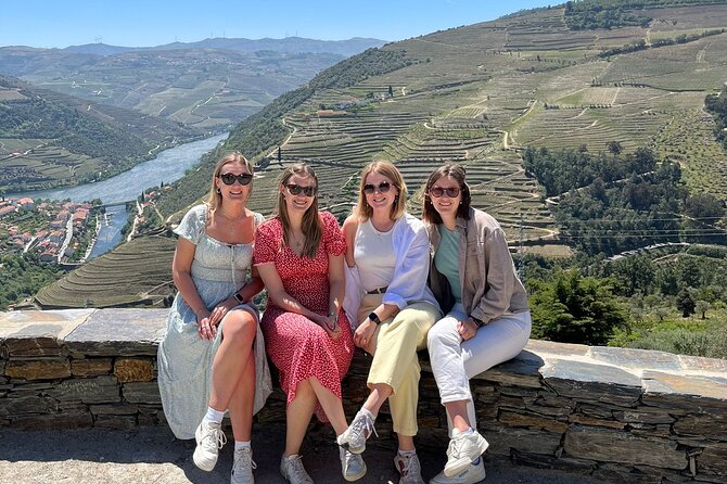 Douro Valley Tour - 3 Wine tastings, Lunch & river Cruise - From Porto to Peso da Régua