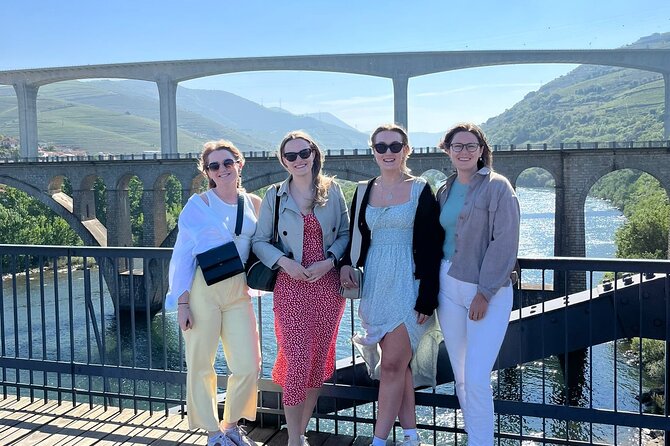 Douro Valley Tour - 3 Wine tastings, Lunch & river Cruise - Amarante finishes the day with Vinho Verde