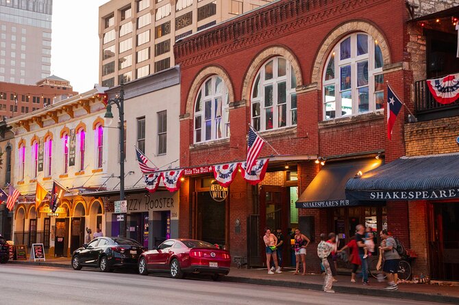 Downtown Austin Live Music Pub Crawl - San Jac Saloon and Texas country music