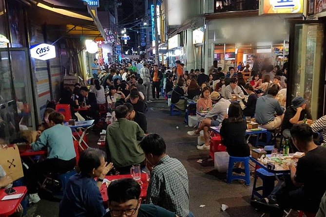 Drinking and Eating through the Alleys of Seoul - What the $85 price really covers