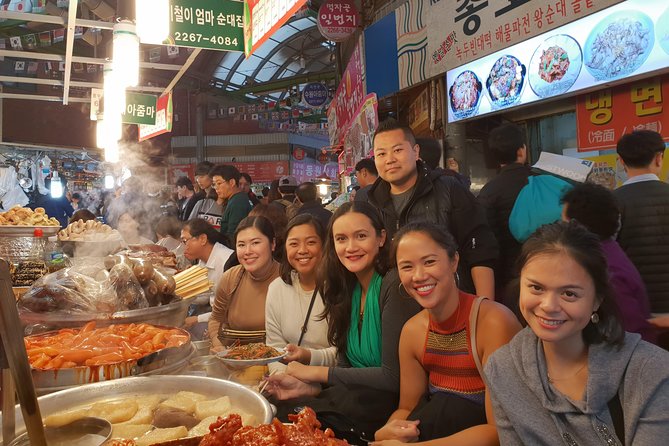 Drinking and Eating through the Alleys of Seoul - Gwangjang Market: two hours of choices