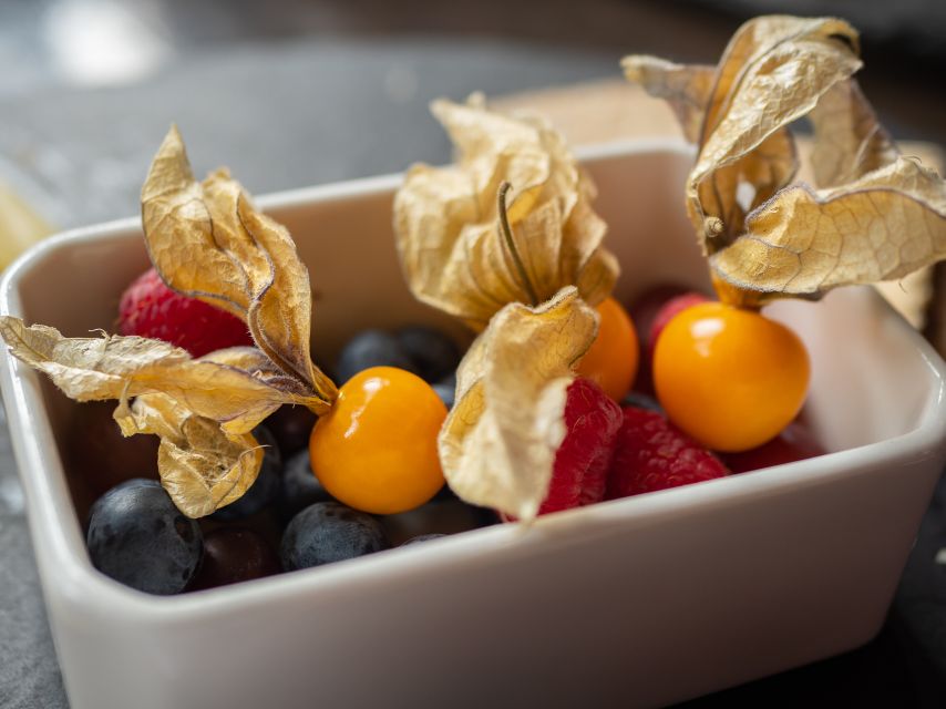Dublin: 2-Hour Premium Whiskey and Food Tasting Tour - Finishing at the Palace Bar in Temple Bar