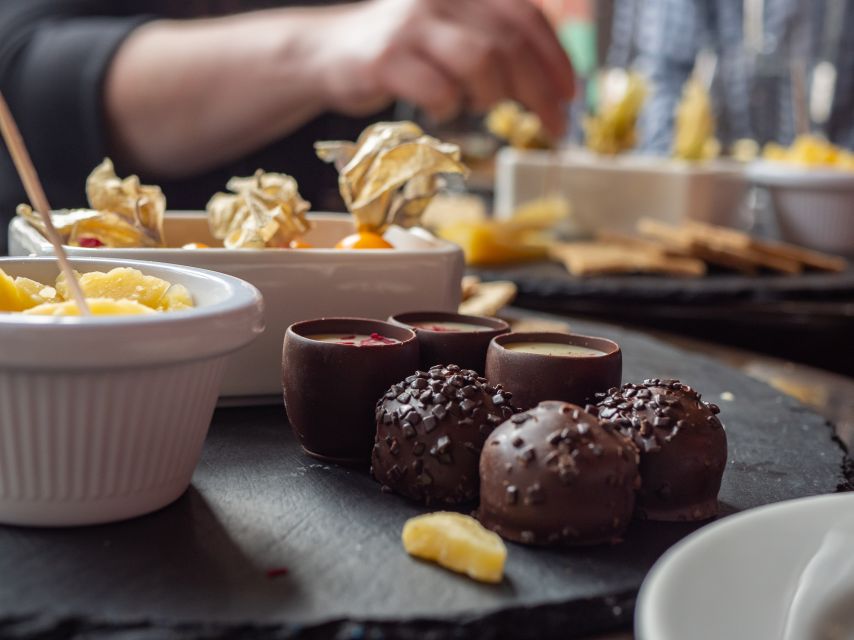 Dublin: 2-Hour Premium Whiskey and Food Tasting Tour - Who should book this Dublin whiskey tour?