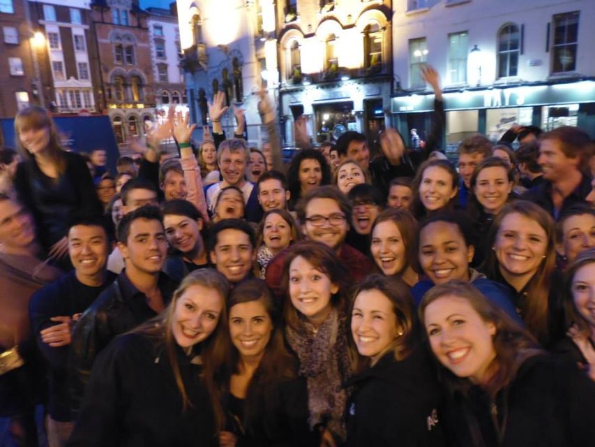 Dublin: Generation Pub Crawl - Starting at 4 Dame Lane with Guinness in hand
