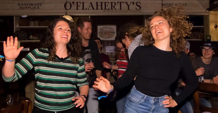 Dublin: Generation Pub Crawl - How large is the group?