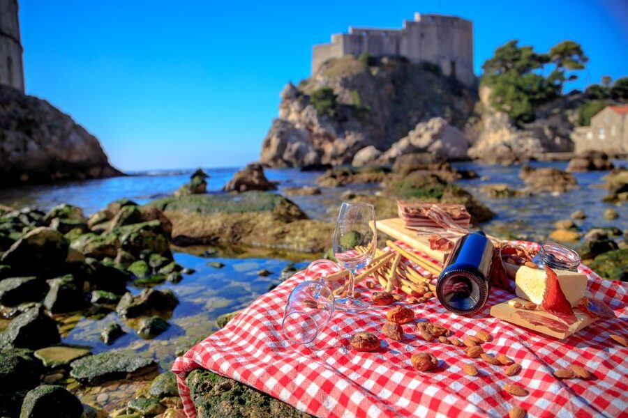 Dubrovnik Gastronomy: 3-Hour Food and Wine Tour - Should you book it?