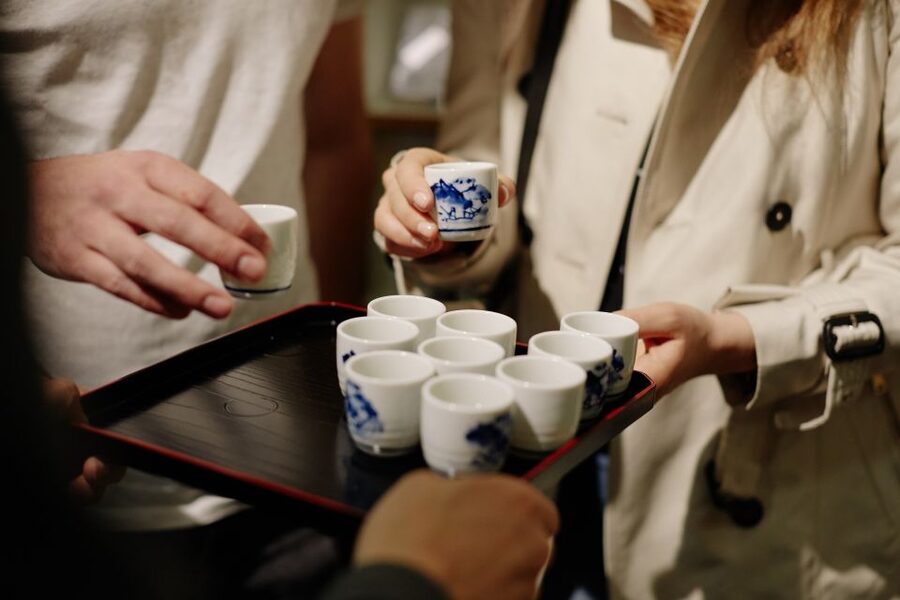 Düsseldorf: Sushi, Sake & Japanese Lifestyle Tour - Walking through Immermannstraße