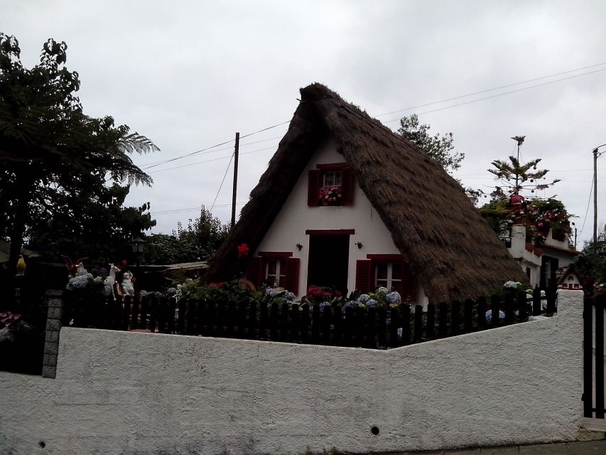 Eastern Madeira: Full-Day Tour with Rum Tasting - Santana, lunch, and the north coast
