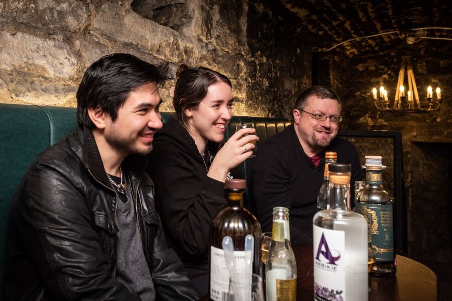 Edinburgh: Gin Tasting at Underground Venue - Meeting Gin Beneath Edinburgh’s Royal Mile