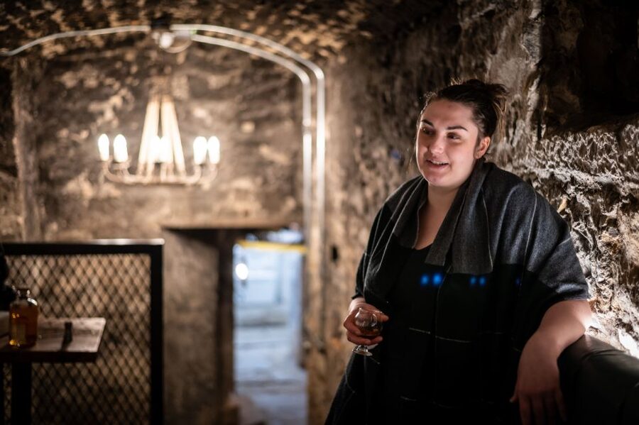 Edinburgh: Gin Tasting at Underground Venue - Four Gins, Several Ways to Mix Them