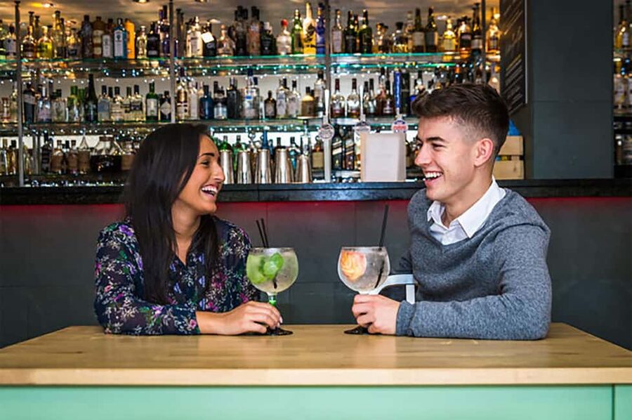 Edinburgh: Gin Tour & Tasting - South Loch Distillery - Meeting the copper stills and the people behind the bottle