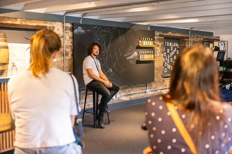 Edinburgh: Holyrood Distillery Whisky & Gin Tour - My recommendation