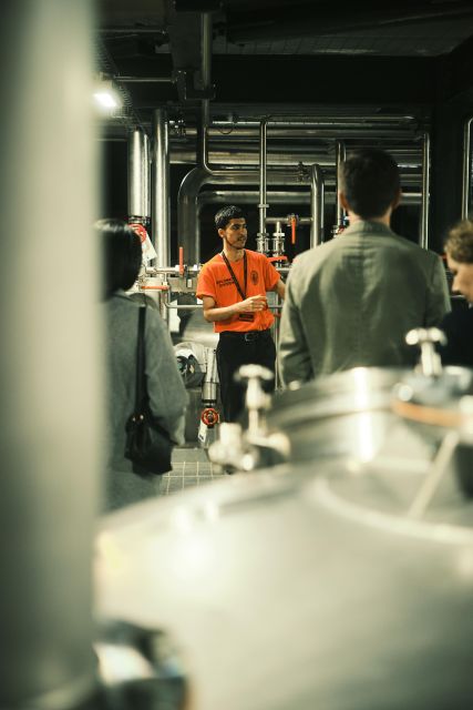 Edinburgh: Port of Leith Distillery Tour & Tasting - The story begins with two Edinburgh friends