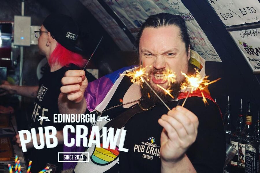 Edinburgh: Pub Crawl 7 Bars with 6 Shots - VIP entry and the value of $20