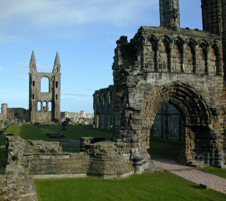 Edinburgh: Stirling, Whisky and St Andrews Tour in Spanish - The long return to Edinburgh