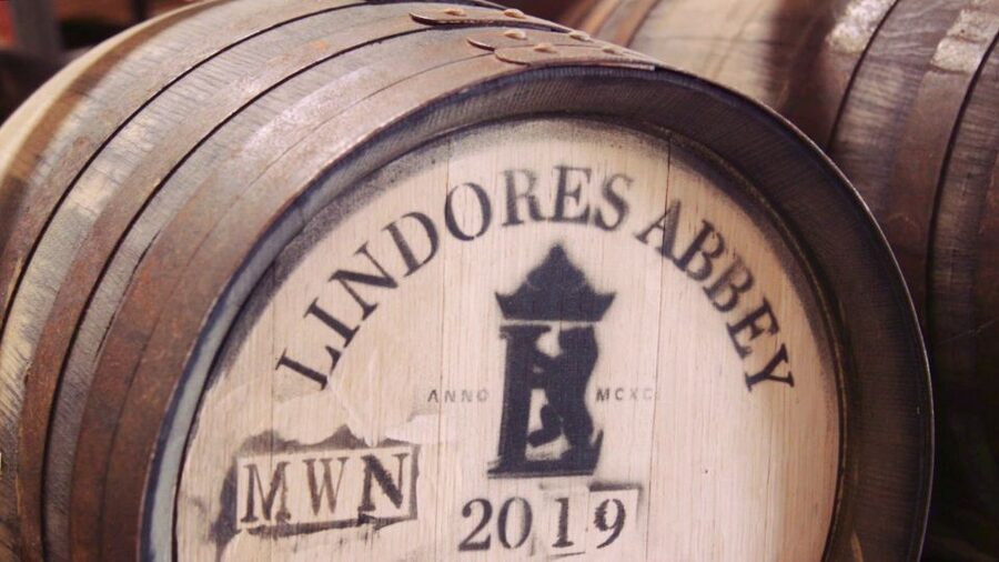 Edinburgh: Stirling, Whisky and St Andrews Tour in Spanish - What the $70 price really includes