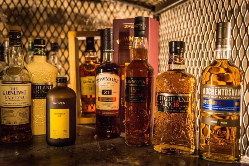 Edinburgh: The Lost Close Underground Scotch Whisky Tasting - The intermediate upgrade: better for curious whisky drinkers