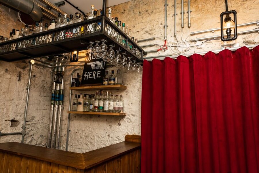Edinburgh: The Lost Close Underground Scotch Whisky Tasting - Who should book this tasting?